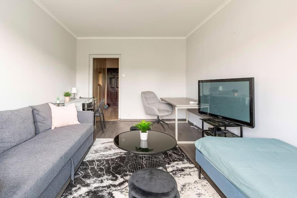 Lovely 1 Bedroom Flat - Gazdagret Budapest Exterior foto